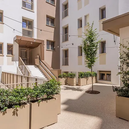 Navigli Eleganza Moderna Con Luce Naturale アパート